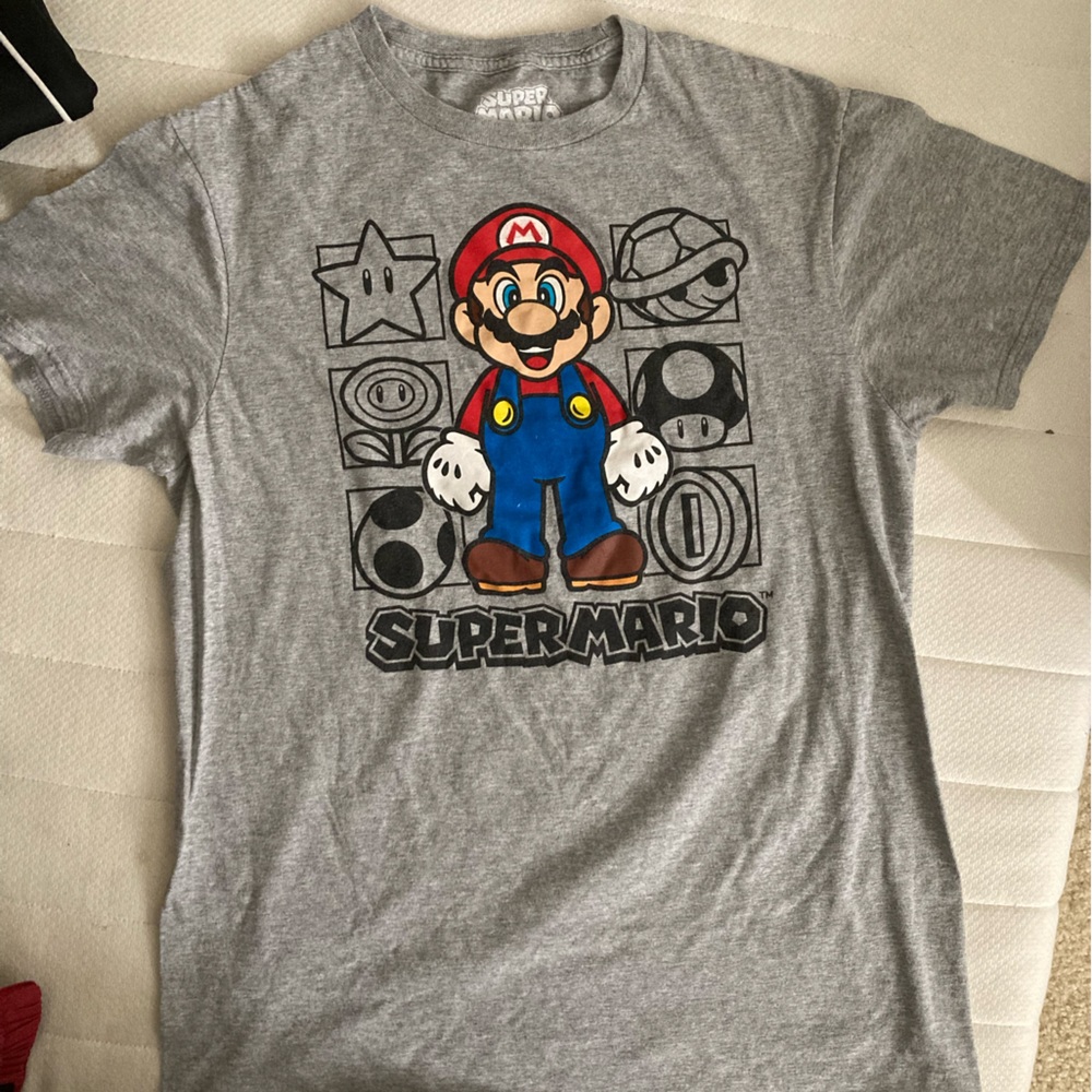 Nintendo Super Mario Gray Graphic Tee